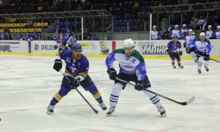 Фоторепортаж с матча ВХЛ «Казцинк-Торпедо» — «Торос» 0:2