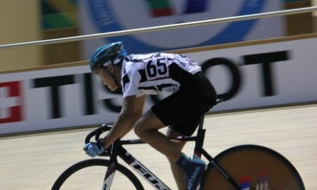 Столичные велогонщики участвуют в чемпионате Азии