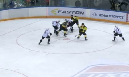 Видеообзор матча плей-офф ВХЛ «Сарыарка» — «Молот-Прикамье» 4:2