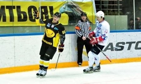 Фоторепортаж с матча плей-офф ВХЛ «Сарыарка» — «Ариада-Акпарс» 6:3