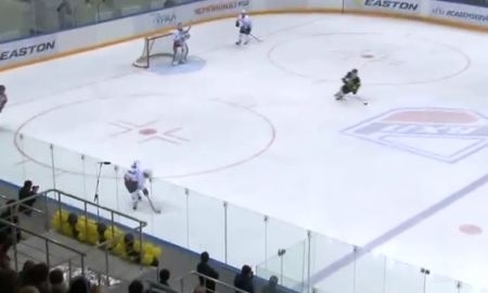 Видеообзор матча плей-офф ВХЛ «Сарыарка» — «Ариада-Акпарс» 4:0