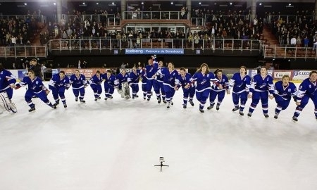 Фоторепортаж с матча первого дивизиона Чемпионата Мира Франция — Казахстан 3:0