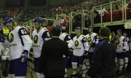 Фоторепортаж с трибун «Papp Laszlo Budapest» во время матча Казахстан — Венгрия 1:2