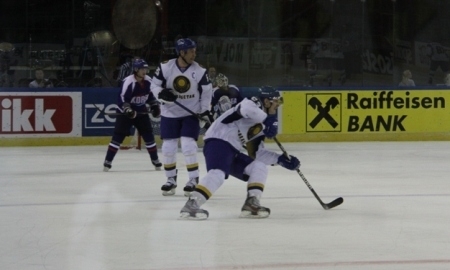 <strong>Сборная Казахстана одержала третью победу на Чемпионате Мира</strong>