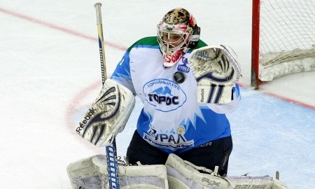 Фоторепортаж с матча финала ВХЛ «Сарыарка» — «Торос» 0:3