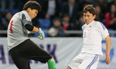 Фоторепортаж с матчей первого дня Кубка Президента РК