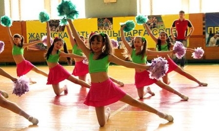В Усть-Каменогорске завершается сезон чирлидинга