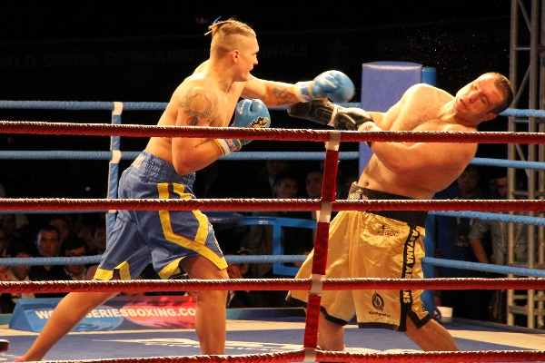 Александр Усик: «Посмешим Бога в другой раз»