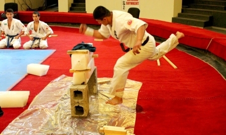 Показательные выступления по самообороне в рамках турнира «Шымкент Опен-2013» 