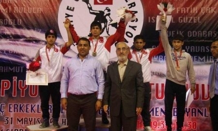 Жандос Исмаилов — бронзовый призер турнира «Чемпионы»