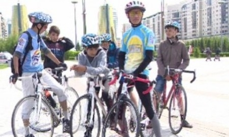 В рамках недели Голландии в Астане состоялся велопробег