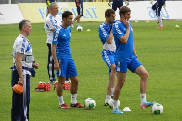 Сергей Хижниченко: «Хотелось бы выйти на поле и увидеть заполненные болельщиками трибуны»