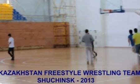 Тренировка сборной Казахстана по вольной борьбе