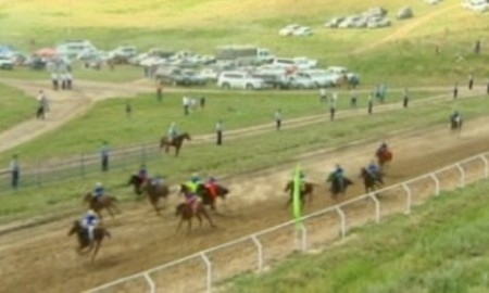 В Алматинской области прошли конно-спортивные состязания в честь Дня столицы