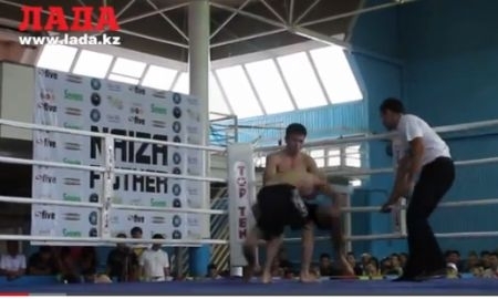 В Актау провели первый республиканский турнир по боям без правил