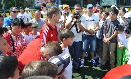 Футболисты «Актобе» провели мастер-класс