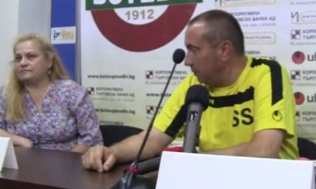 Предматчевая пресс-конференция игры Лиги Европы наставника «Ботева» Станимира Стойлова
