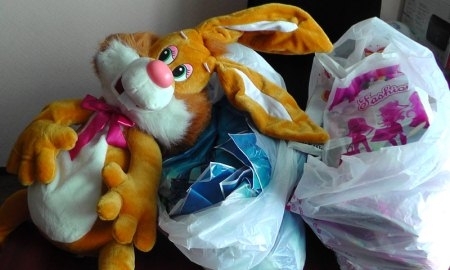 Хоккеисты «Сарыарки» посетили саранский детский дом «Преображение»