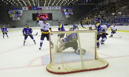 «Казцинк-Торпедо» одержал победу над ХК «Алматы»