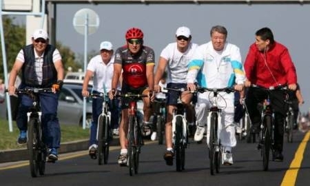 Велосообщество Казахстана поддерживает Ахметжана Есимова