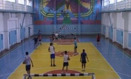 Соревнования по волейболу ко Дню спорта прошли в Шымкенте