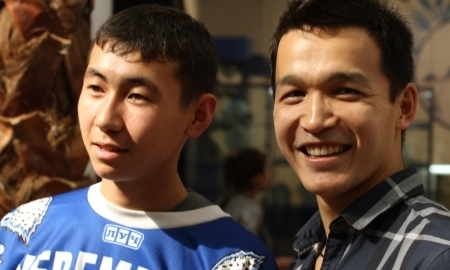 Фоторепортаж со встречи «Барыса» с болельщиками