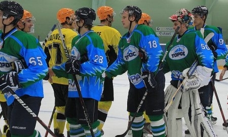 Фоторепортаж с матча ВХЛ «Торос» — «Сарыарка» 4:3 Б