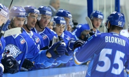 Видео заброшенных шайб в матче КХЛ «Барыс» — «Локомотив» 5:3