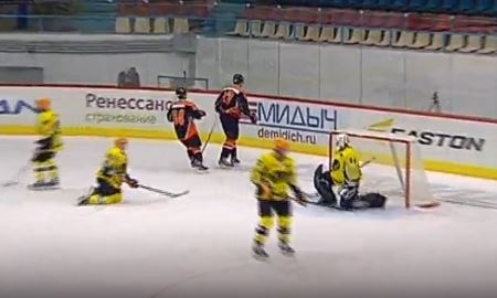 Видеообзор матча ВХЛ «Молот-Прикамье» — «Сарыарка» 4:0