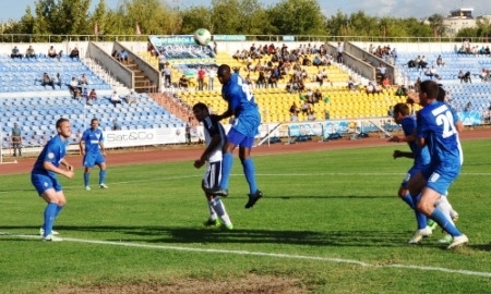 Фоторепортаж с матча Премьер-Лиги «Ордабасы» — «Кайрат» 1:2