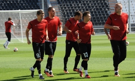 Фоторепортаж с тренировки «Шахтера» на стадионе «Тумба»