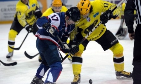 Фоторепортаж матча ВХЛ «Южный Урал» — «Сарыарка» 3:2