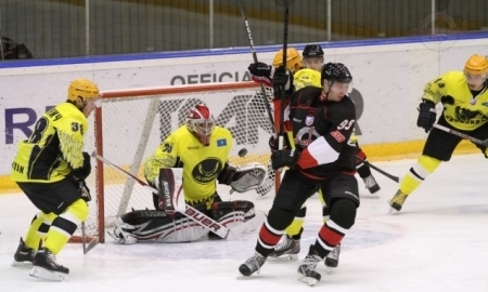 Фоторепортаж с матча ВХЛ «Челмет» — «Сарыарка» 2:1