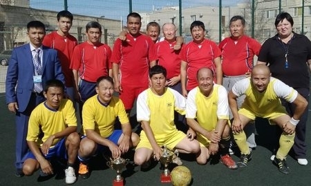 В Актау прошло первенство по футболу среди учителей