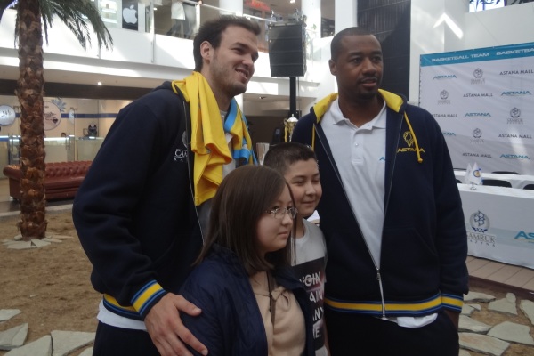 Пэт Калатес: «Гуляя по Астане, подумал, что попал в Лас-Вегас»