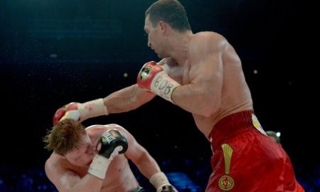 Уроженец Семея Владимир Кличко в титульном бое победил Александра Поветкина