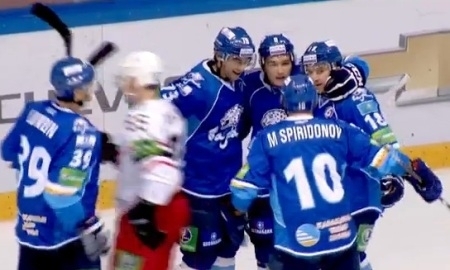 Шайба Талгата Жайлауова — вторая в КХЛ в сентябре