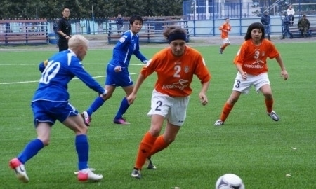 «СШВСМ-Кайрат» проиграл «Арсеналу» в женской Лиге Чемпионов