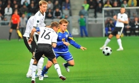 Генрих Шмидтгаль готов дать бой Фарерам и Ирландии