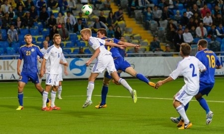 Букмекеры отдают предпочтение Казахстану в матче с Фарерами