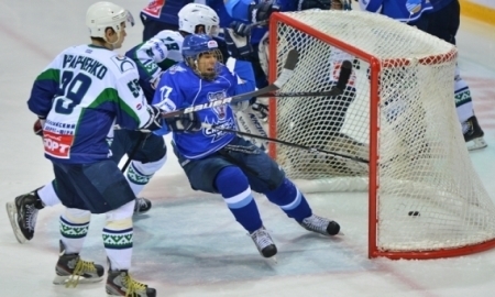 Фоторепортаж с матча МХЛ «Снежные Барсы» — «Мамонты Югры» 3:4