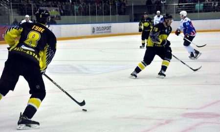 Фоторепортаж с матча ВХЛ «Сарыарка» — «Ариада» 0:3