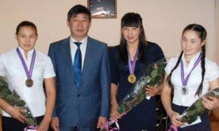 Спортсменки Алматинской области завоевали 3 медали на чемпионате Мира по боксу