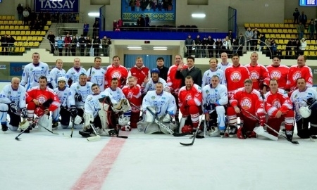 Видеообзор товарищеского матча «Легенды СССР» — «ЛД Астана» 3:7