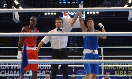 Фоторепортаж с боя чемпионата Мира Сулеймани Сиссохо — Данияр Елеусинов