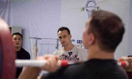 Илья Ильин возглавил собственную команду по тяжелой атлетике