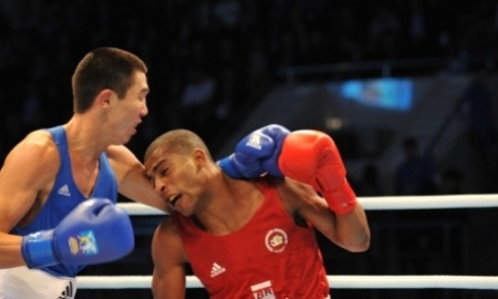 Фоторепортаж с боя чемпионата Мира Мерей Акшалов — Эвертон Лопес