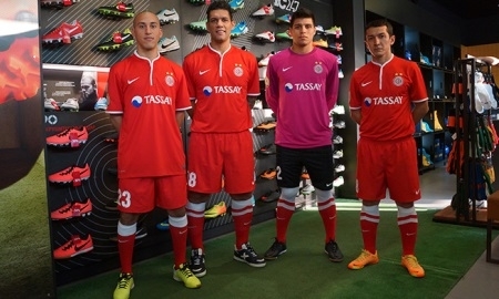 «Кайрат» представил новую форму