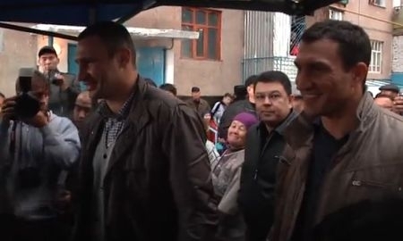 Братья Кличко в Таразе