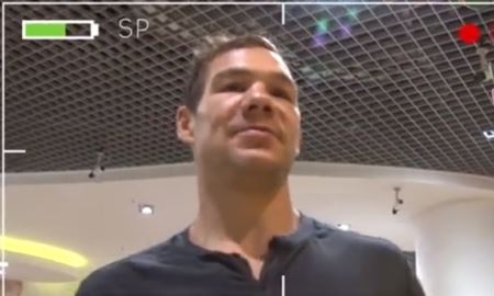 Джош Грэттон в программе «Жизнь»